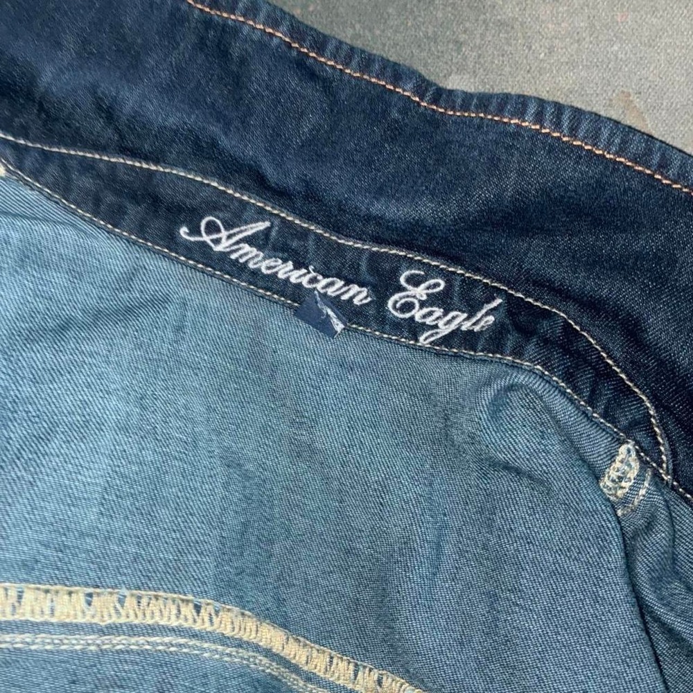 American Eagle Dark blue denim jacket with button-up front and pockets - Picture 4 of 4